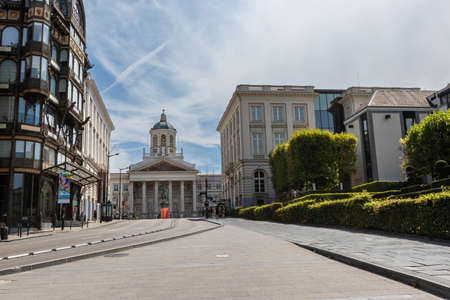 Brussels, Belgium - July 17, 2018: A view of Coudenberg Street, Rue Montagne de la Cour and the Royal Palaceのeditorial素材
