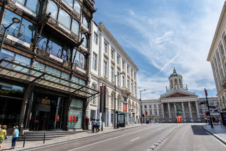 Brussels, Belgium - July 17, 2018: A view of Coudenberg Street, Rue Montagne de la Cour and the Royal Palaceのeditorial素材