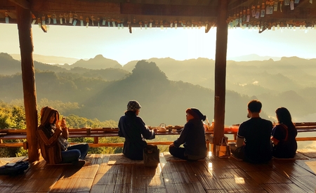 November26, 2016 - Mae Hong Son, THAILAND : People relaxing and enjoying sunrise at view point in the noodle shop at ban ja bo , Mae Hong Son, Thailandのeditorial素材