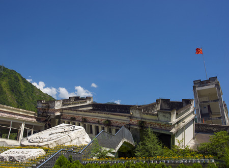 collapsed buildings after earthquakeのeditorial素材