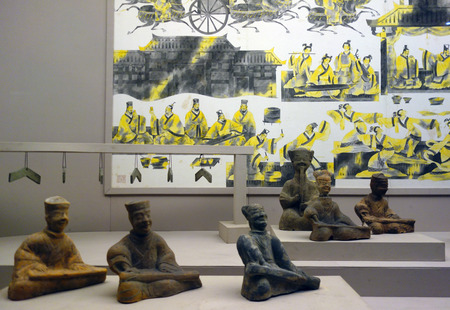 The Han Dynasty pottery figurine colorのeditorial素材