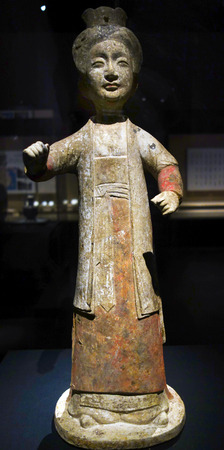 The Han Dynasty pottery figurineのeditorial素材