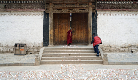Exterior view of an ancient architectural building in Tibetのeditorial素材
