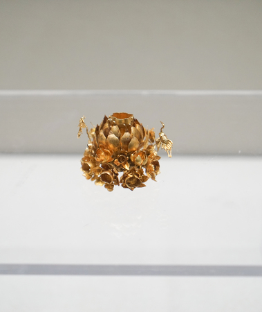 Gold jewellery in the Ming Dynastyのeditorial素材