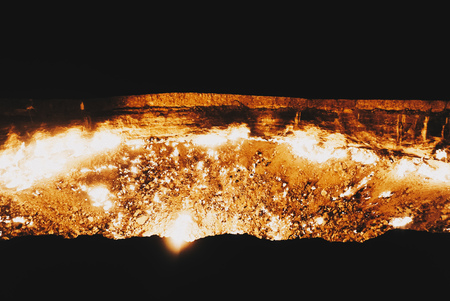 Turkeminstan Derzawa Gas Crater in the Desertの写真素材