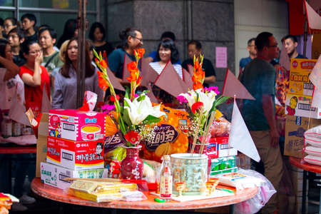 (2017 09 01 New Taipei City, Taiwan) Chinese traditional religious practices, Zhongyuan Purdue, Chinese Ghost Festival, offering sacrifices to ghosts and godsのeditorial素材