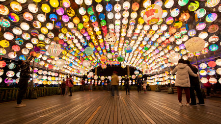 (2022 02 12 Lantern Festival in Taipei, Taiwan) Chinese traditional festival Lantern Festival, colorful lanterns in Taiwan Lantern Festivalのeditorial素材