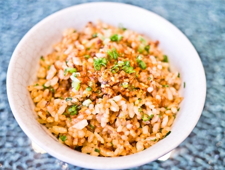 Close up of a bowl of garlic fried riceの写真素材