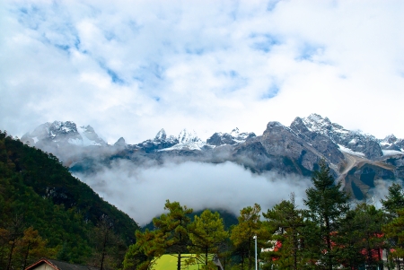 Jade Dragon Snow Mountain, Lijiang, Yunnan province Chinaの写真素材
