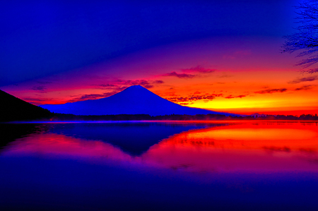 Lake Tanuki and mountain Fuji, Japanの写真素材