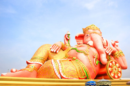 Pink ganesha statue wat Samarn, Chachoengsao, Thailandの写真素材