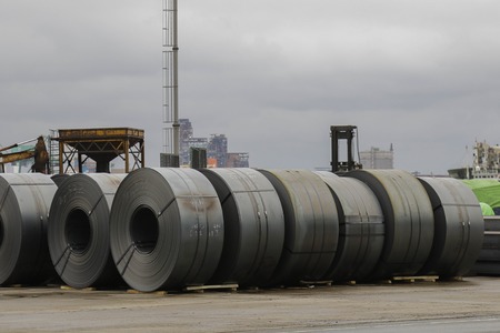 April 5, 2018-Pohang, South Korea-Genral View of POSCO STEEL plant in Pohang, South Korea. the world's fifth-largest steelmaker by output, has added lithium production to its business portfolio, the company said Monday.のeditorial素材