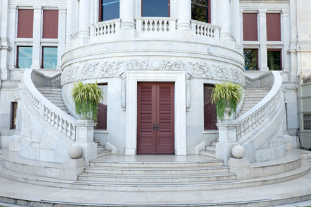 The Ananta Samakhom Palace - 2016 : Ananta Samakhom Palace is built in the reign of King Rama V King Rama 5. An architectural  features neo-Renaissance and the neo-classical by decorating the palace with marble which  came from Italy, featuring caramelizeのeditorial素材