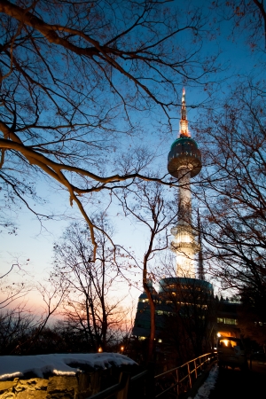 Seoul tower in twilightのeditorial素材