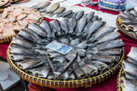 Dried salted snake skin gourami fish for sale