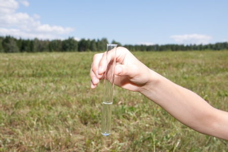 Water Purity Test, liquid in laboratory glasswareの写真素材