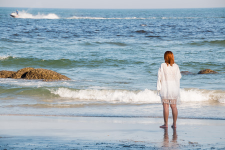 Prachuap Khiri Khan, Thailand - Dec 25: people enjoy on the beach at Hua Hin on Dec 25, 2016 in Prachuap Khiri Khan, Thailandのeditorial素材