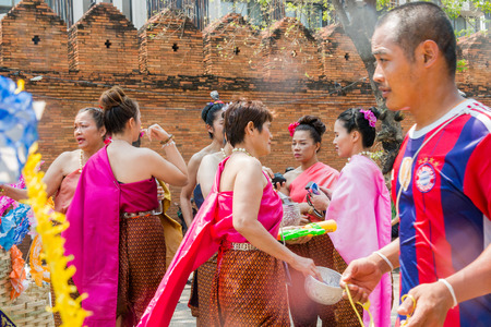 Chiangmai, Thailand - Apr 13 : Songkran festival,Tourists and Thai people enjoy splashing water on the street on Apr 13, 2017 in Chiangmai, Thailandのeditorial素材