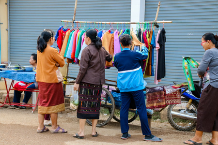 Vangviang, Laos - Feb 20 :Fresh market on the streets on Feb 20, 2017 in Vangviang, Laosのeditorial素材
