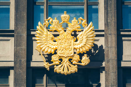 Close-up of the Coat of arms of Russia on the State Duma building in Moscowの写真素材