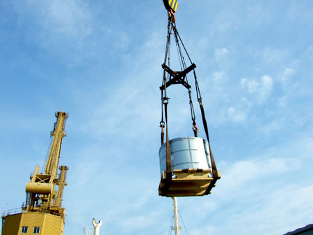 Discharge horizontal steel rollのeditorial素材