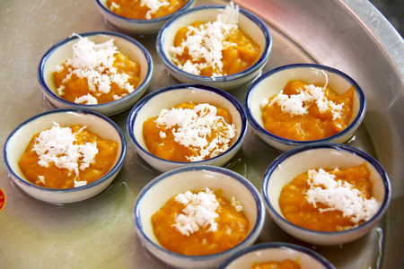 Palm pudding with coconut topping dessertの写真素材