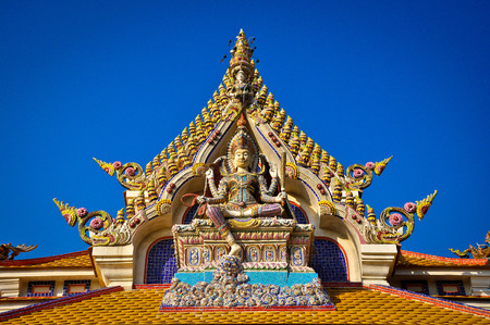 Sculpture at the Thai templeの写真素材
