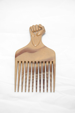 Plastic comb