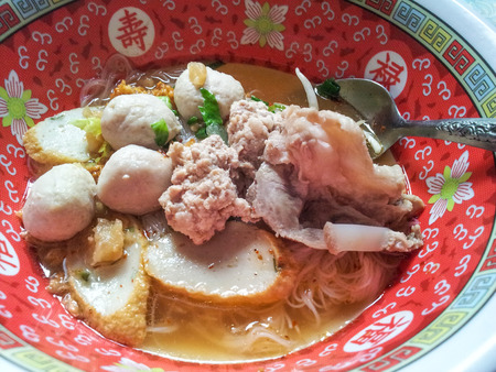 Noodle with pork
