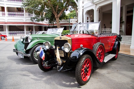 Fiat Tipo 509 and Riley Lynx Sprite on vintage car show of Thailandのeditorial素材