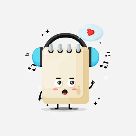 Cute note mascot listening to musicのイラスト素材