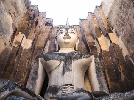Wat Si Chum is a temple where Phra Atchana, In Sukhothai historical park in Thailandのeditorial素材