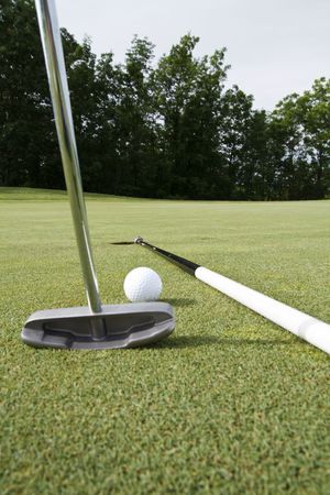 Laying the flagstick to help you putt is illegalの写真素材