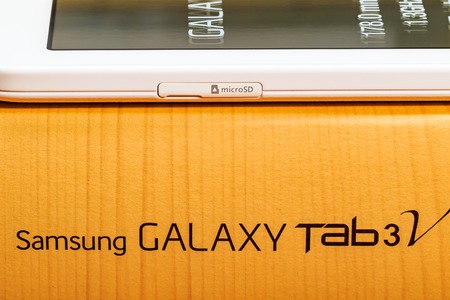 Product images for a Samsung Galaxy Tab 3Vのeditorial素材