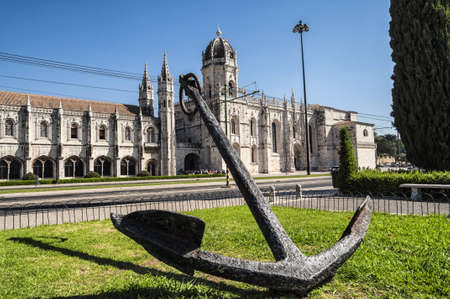 The Hieronymites Monastery  front view with an anchor in foreground. のeditorial素材