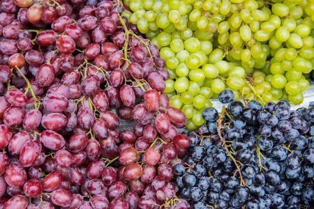 Red wine grapes on the marketの写真素材
