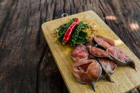 The pieces of meat, fish and spices have a spicy taste that is a Thai style dish
