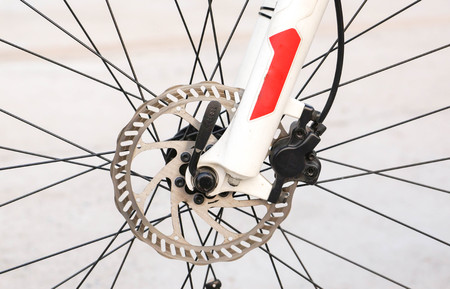 Front disk break