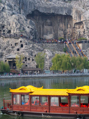 Longmen Grottoes World Heritage Site, The Boat Tour at The Longmen Caves along the Yi River near Luoyang in Luoyang City, Henan Province, China, 14th October 2018.のeditorial素材