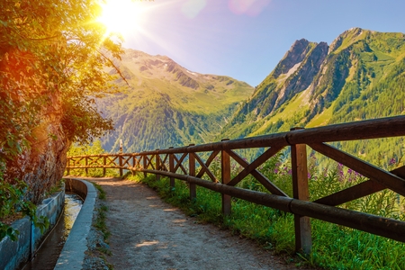 Swiss Alps Sunny Trail. Scenic Trail in the Switzerland, Europe.の写真素材