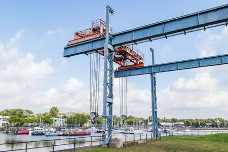 The massive boat crane on the corner of Preston Marina seen in September 2021.のeditorial素材