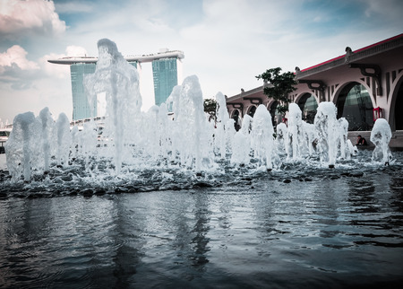 SINGAPORE-MARCH 31: The Marina Bay Sands Resort Hotel on Mar 31, 2011 in Singapore. It is an integrated resort and the worlds most expensive standalone casino property at S$8 billion.のeditorial素材