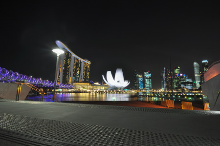 Singapore city skyline Marina Sands Bay on topのeditorial素材