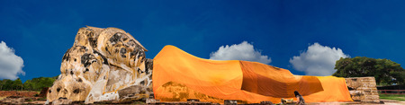 Buddha statue lying ayuttaya panorama, Thailandのeditorial素材