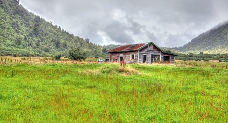 an old shack in the New Zealand mountainsの写真素材