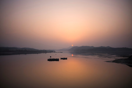 sunset at the lake, in China, closeup of photoの写真素材