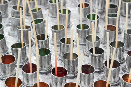 Thai popsicle maker made by using juice pour to stainless tubeの写真素材