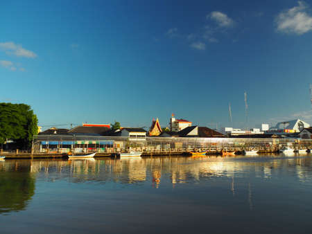 Landscape Of Riverside Community In Pattani, An East-Coast Province In The South Of Thailandのeditorial素材