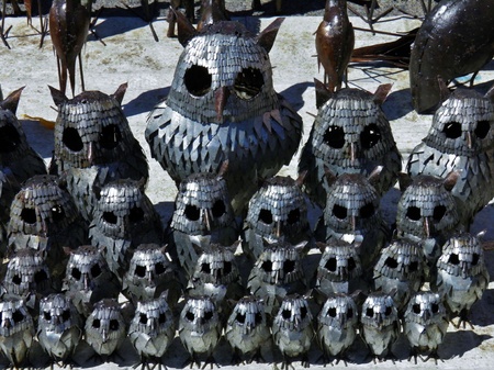 African metal craft showing Owlsのeditorial素材