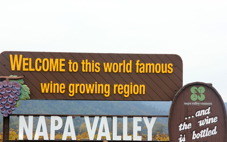 Welcome Sign, Napa Valley, California, ...and the wine is bottled poetry, welcoming tourists, and place to click photos.のeditorial素材